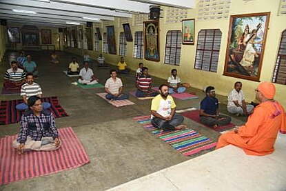 Instruction on meditation at Yoga Class