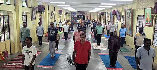 Free Yoga Session